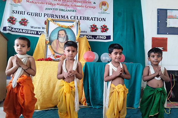 Shri Guru Purnima celebrations and 14th foundation day of Maharishi World Peace Movement were celebrated with great pomp on 13th July 2022 at Maharishi Vidya Mandir, Jind.